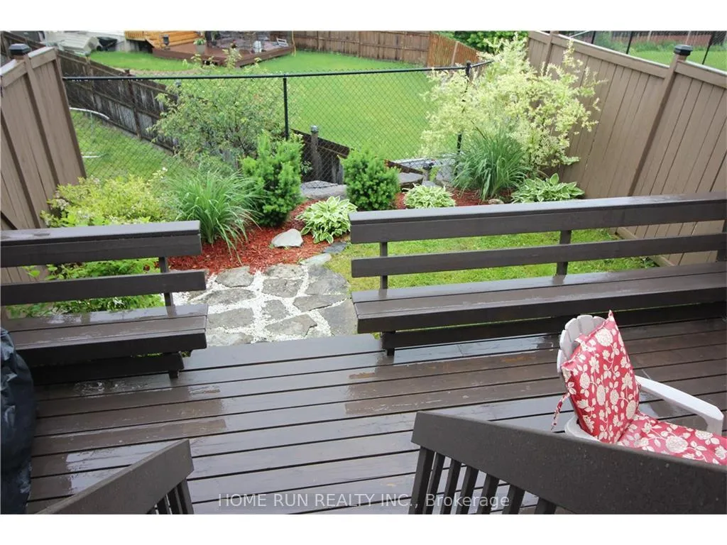 Photo 14 of 194 Flamborough Way, Ottawa, Kanata - Morgan's Grant/South March — HOMEH