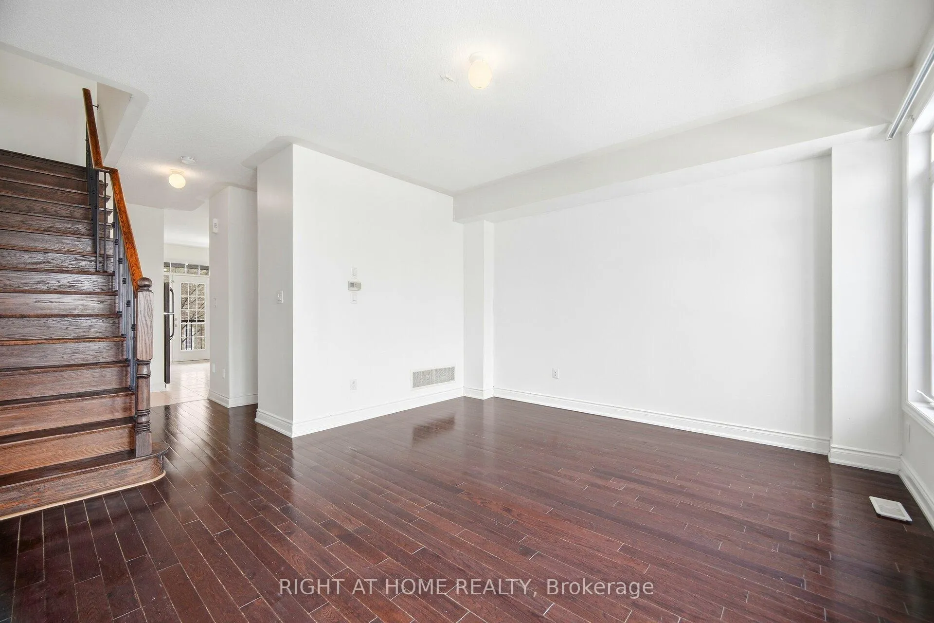 Photo 18 of 7114 Triumph Lane, Mississauga, Lisgar — HOMEH