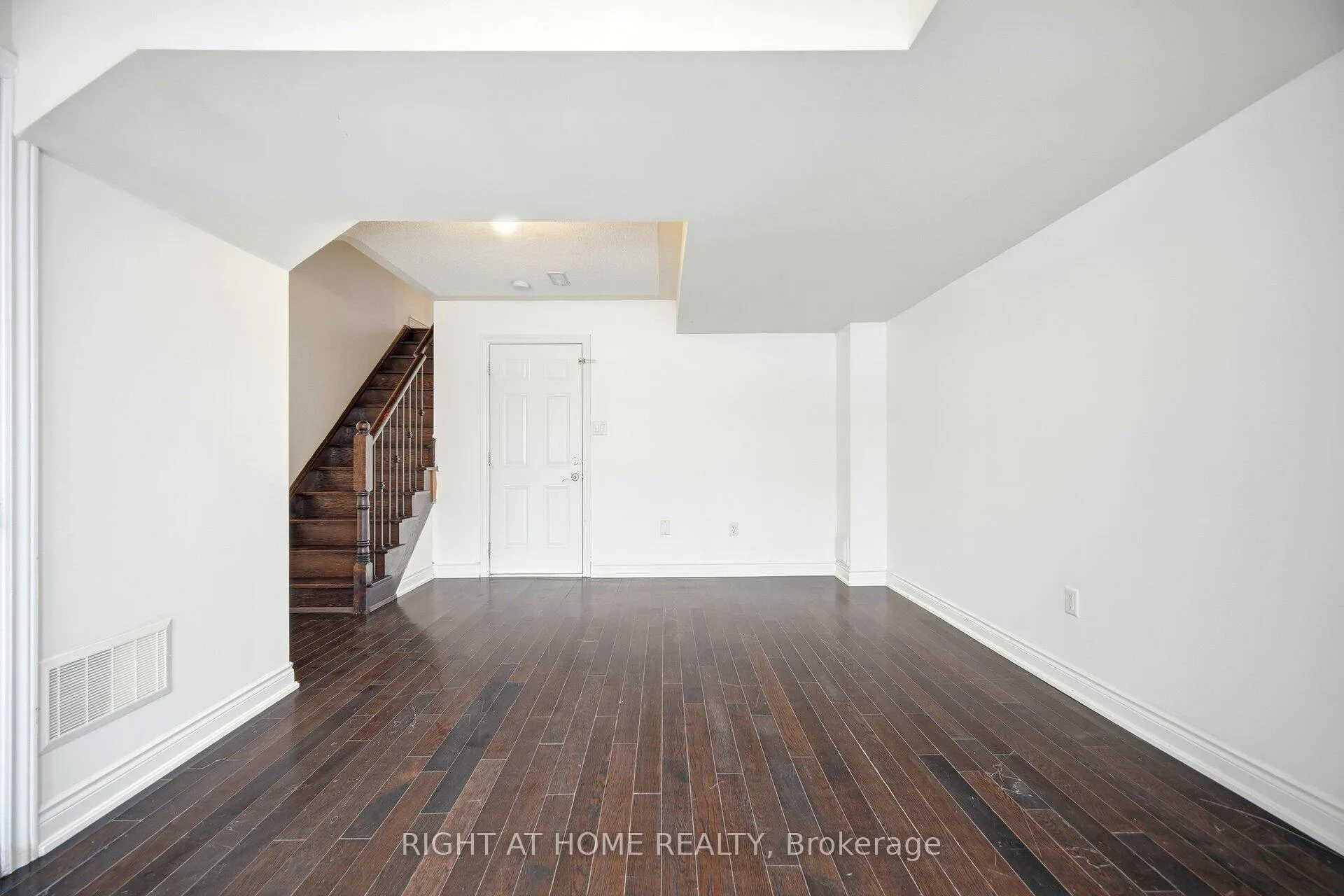 Photo 40 of 7114 Triumph Lane, Mississauga, Lisgar — HOMEH