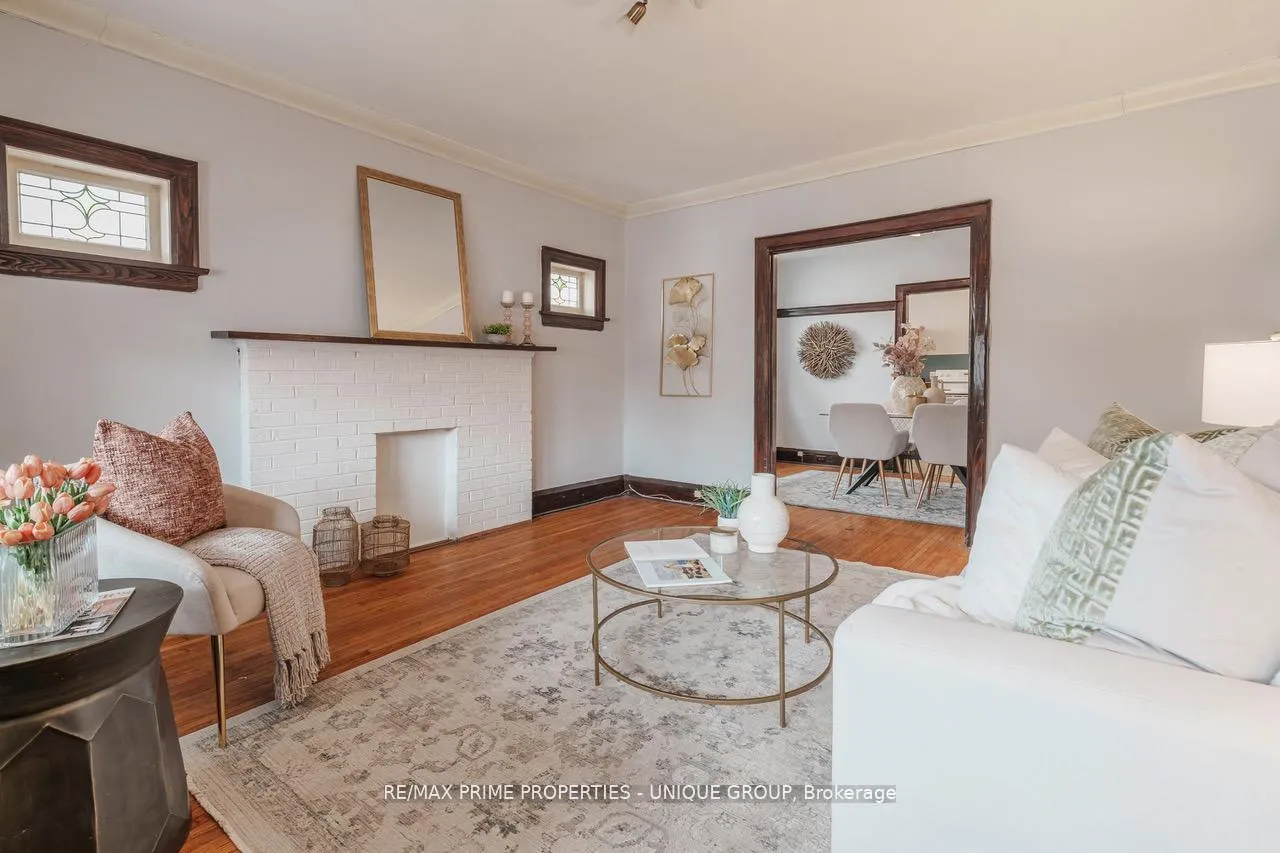 Photo 2 of Unit Main, 3 Bonfield Avenue, Toronto, The Beaches — HOMEH