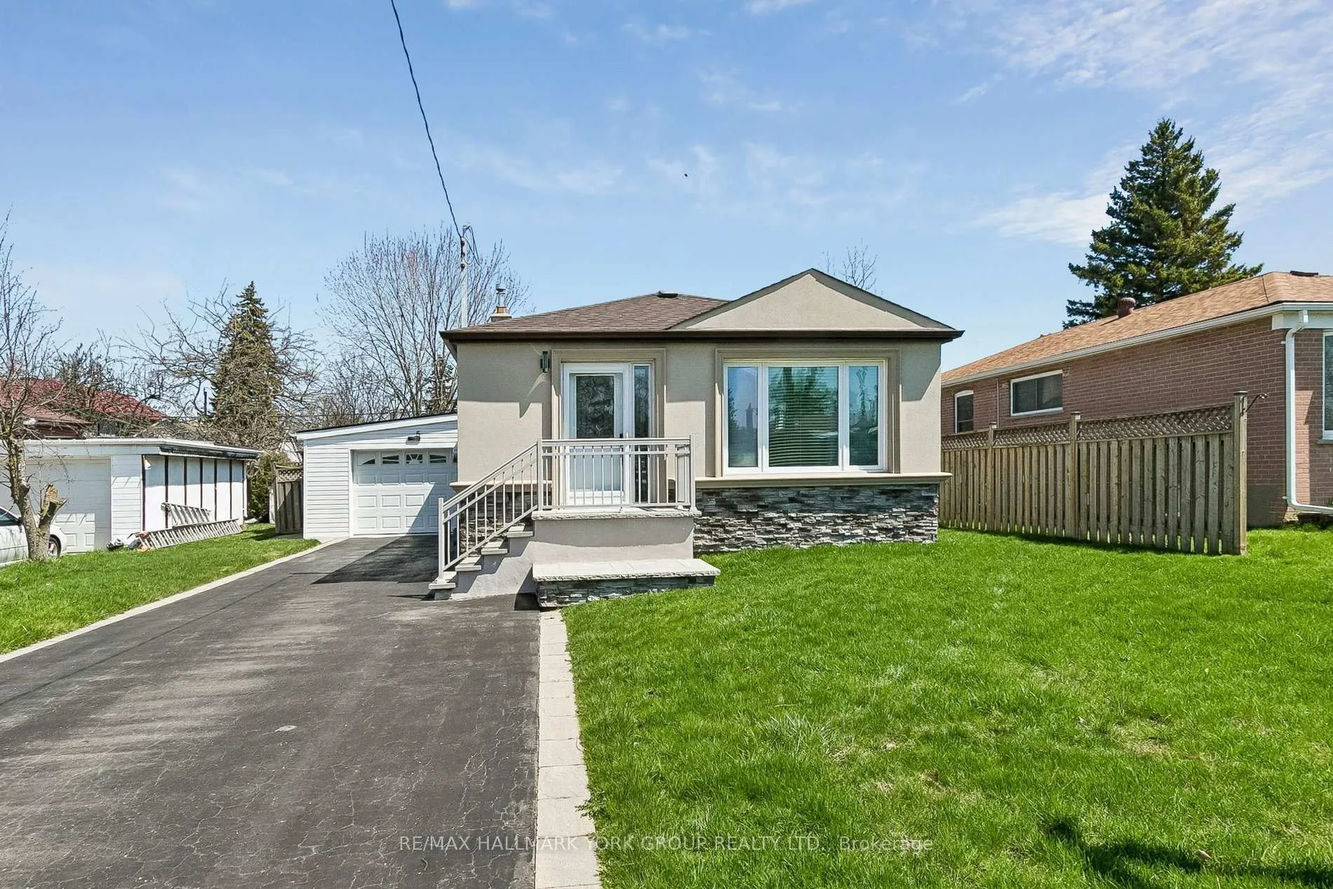 Front of 5 Larmere Court