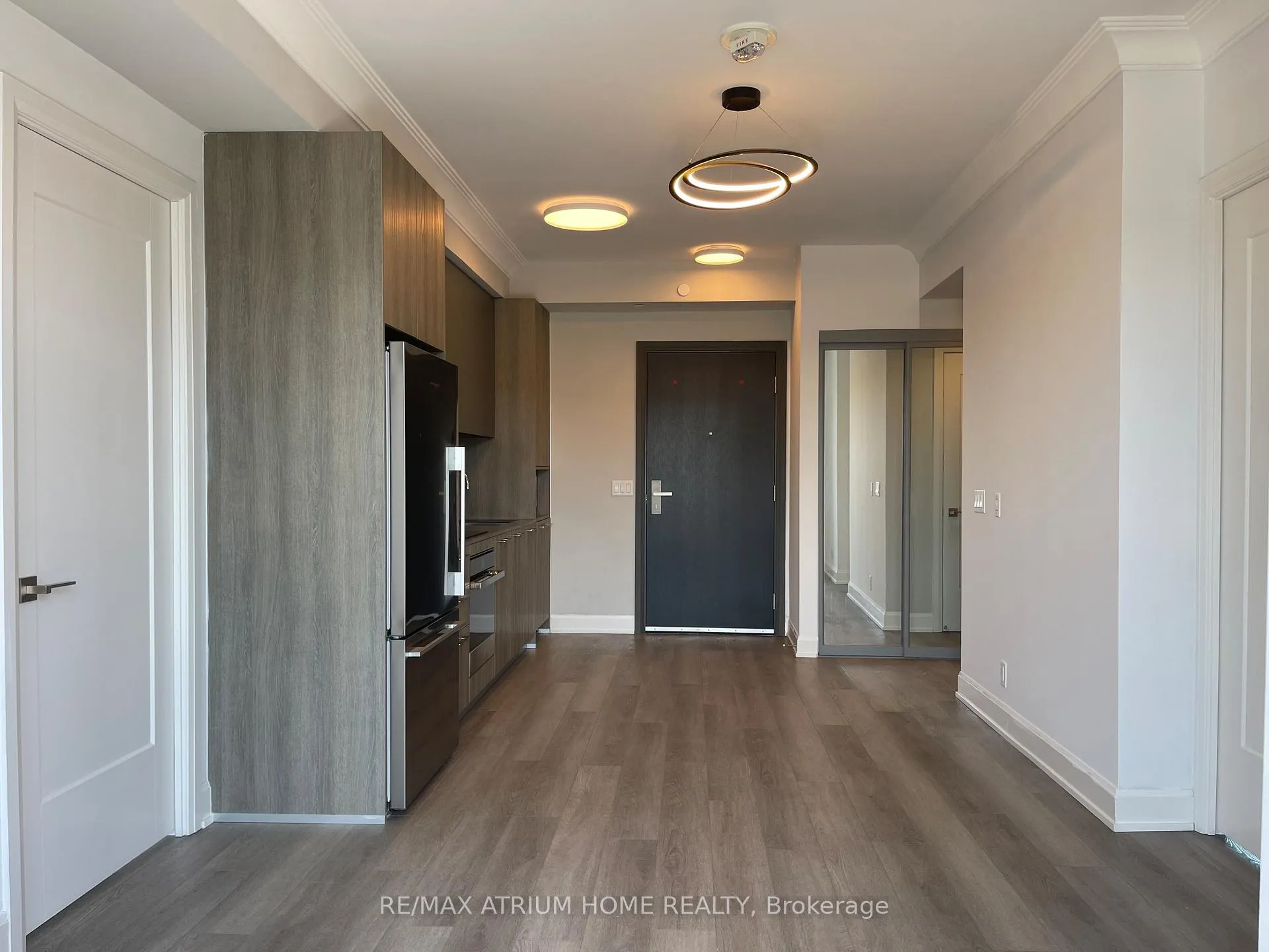 Photo 2 of Unit 202, 8 Water Walk Drive, Markham, Unionville — HOMEH