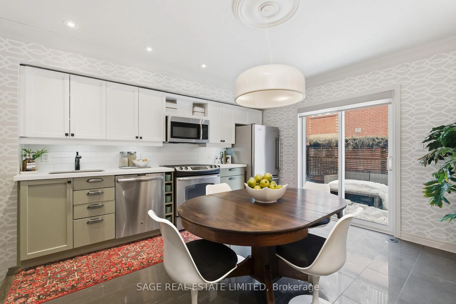 Photo 10 of 6 Old Trillium Lane, Toronto, Regent Park — HOMEH