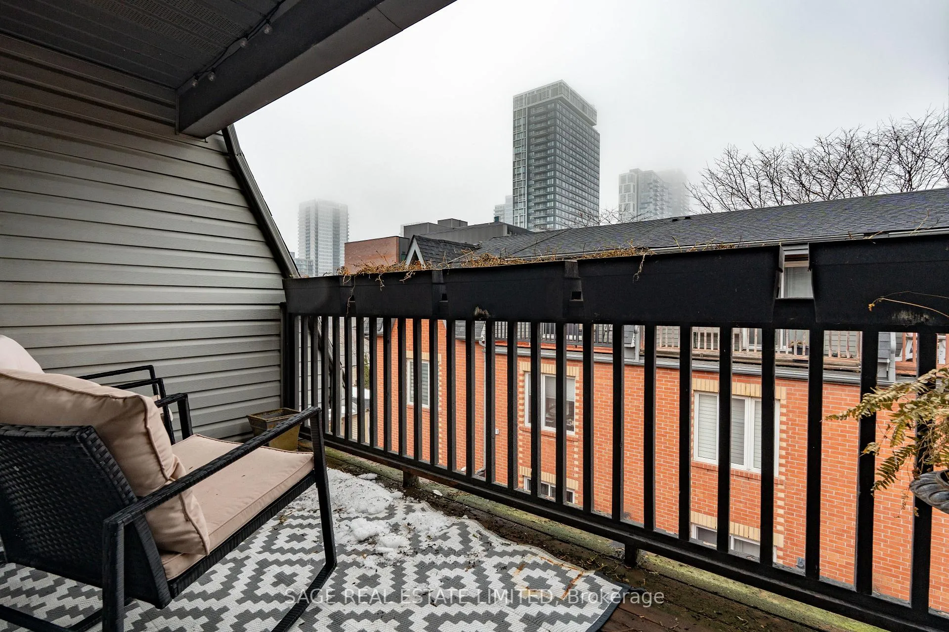 Photo 35 of 6 Old Trillium Lane, Toronto, Regent Park — HOMEH