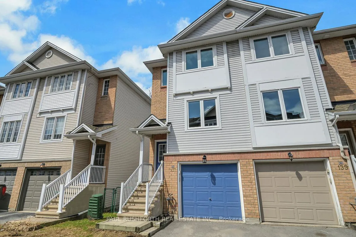 Photo 2 of 137 Fordham Private, Ottawa, Central Park — HOMEH