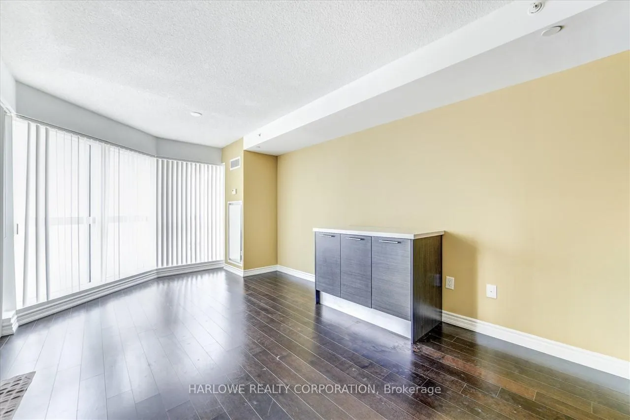 Photo 13 of Unit 824, 386 Yonge Street, Toronto, Bay Street Corridor — HOMEH