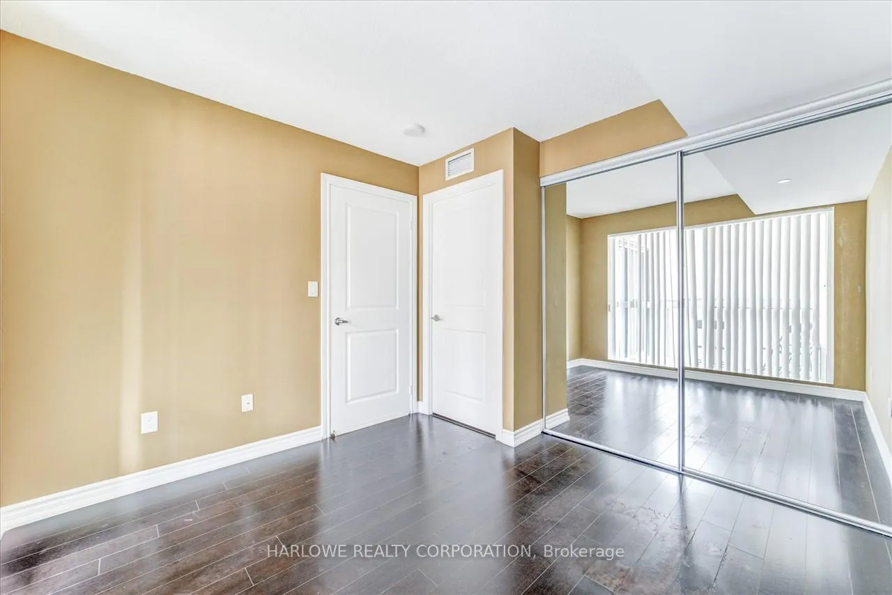 Photo 16 of Unit 824, 386 Yonge Street, Toronto, Bay Street Corridor — HOMEH