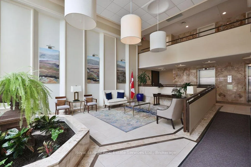 Photo 3 of Unit 208, 2180 Marine Drive, Oakville, Bronte — HOMEH