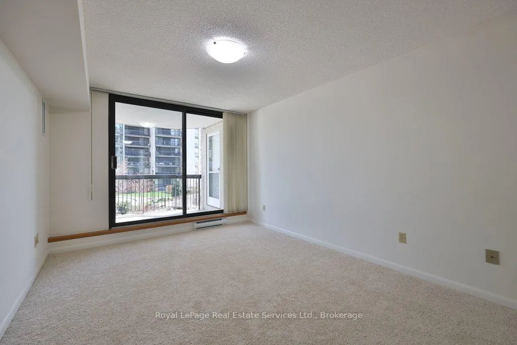Photo 28 of Unit 208, 2180 Marine Drive, Oakville, Bronte — HOMEH