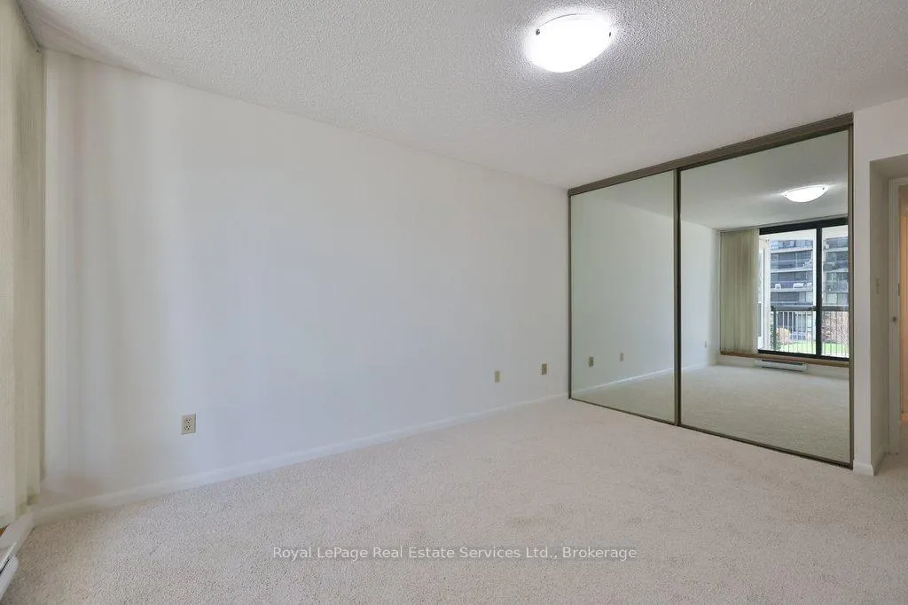 Photo 30 of Unit 208, 2180 Marine Drive, Oakville, Bronte — HOMEH