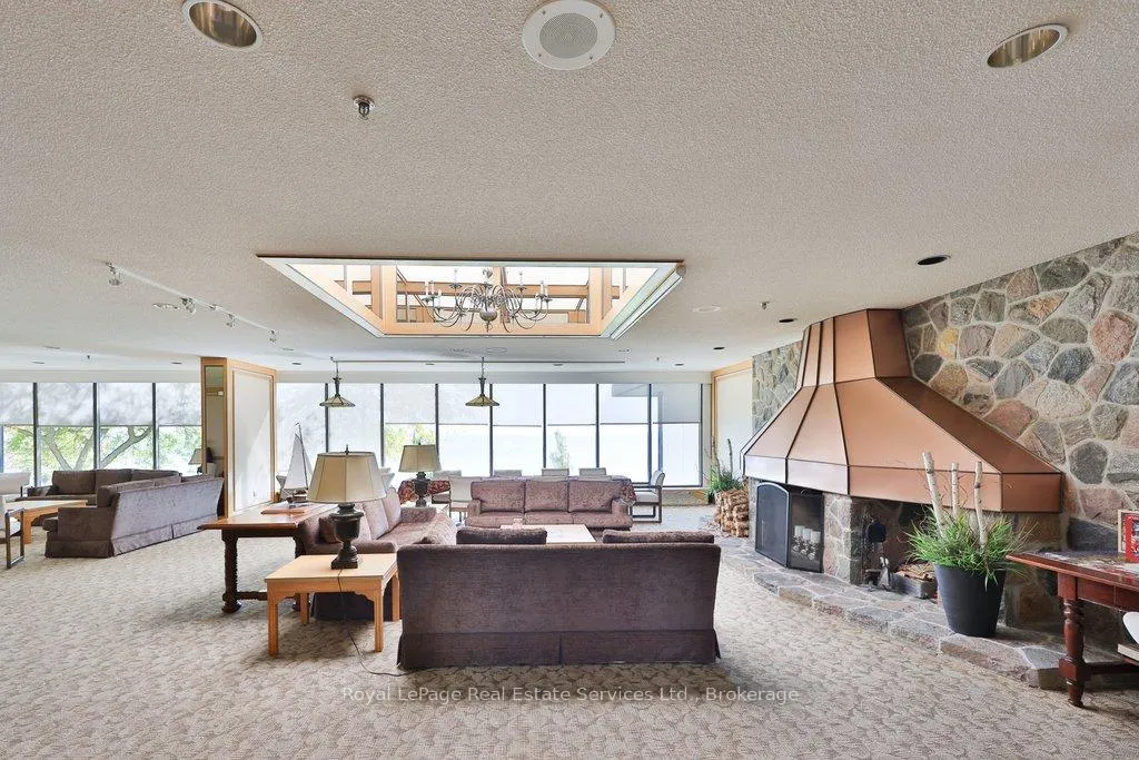Photo 39 of Unit 208, 2180 Marine Drive, Oakville, Bronte — HOMEH