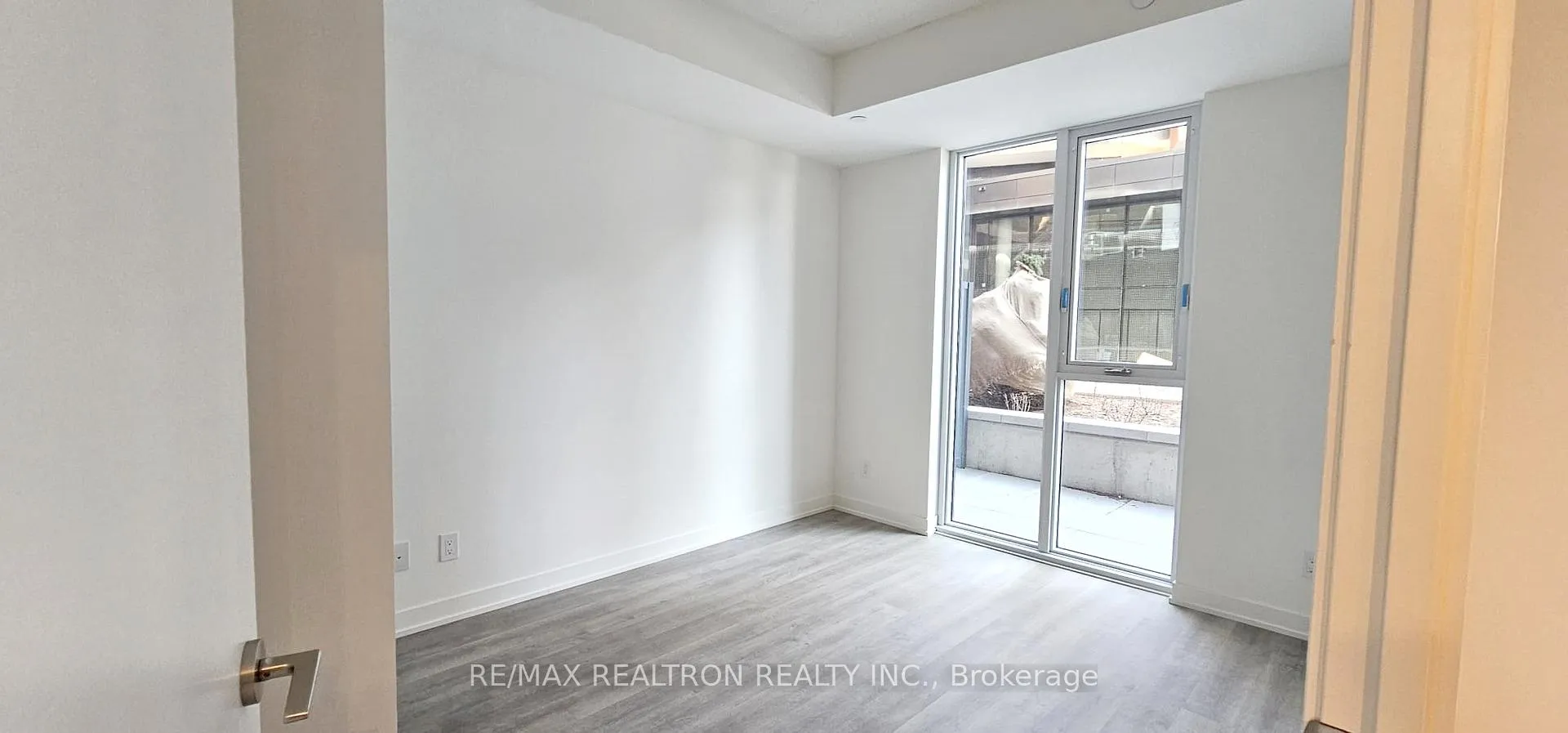 Photo 7 of Unit 501, 292 Verdale Crossing, Markham, Unionville — HOMEH