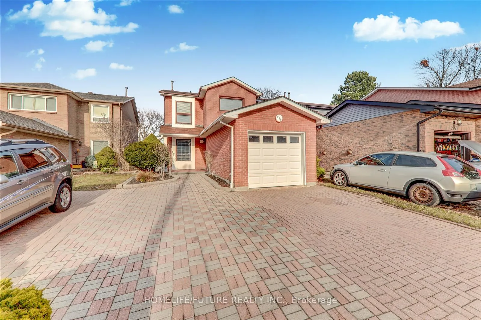 Photo 3 of 290 Braymore Boulevard, Scarborough, Rouge — HOMEH