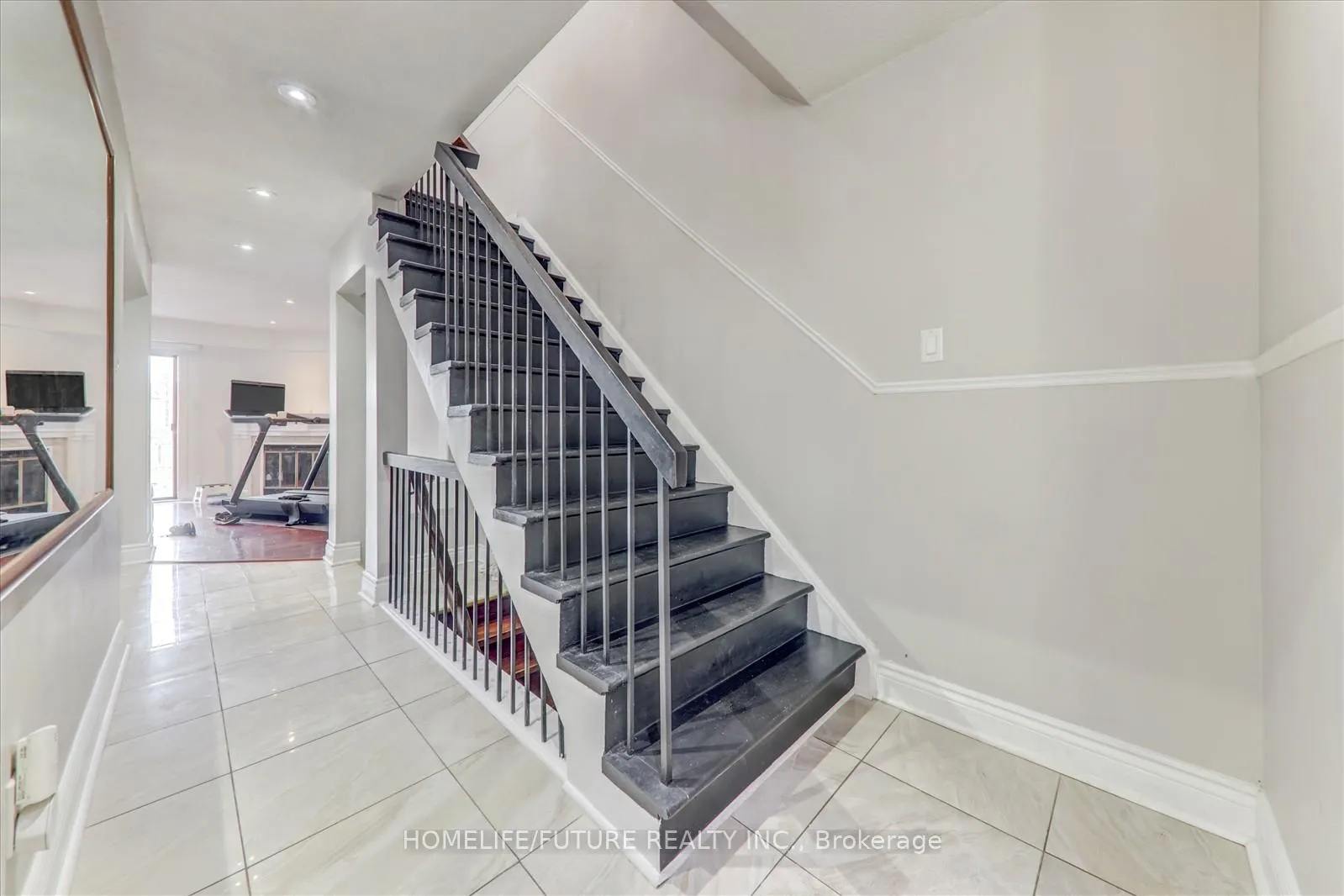 Photo 7 of 290 Braymore Boulevard, Scarborough, Rouge — HOMEH