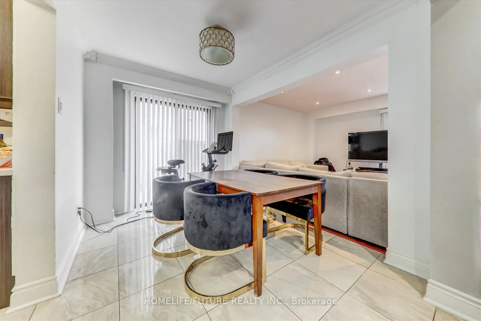Photo 13 of 290 Braymore Boulevard, Scarborough, Rouge — HOMEH