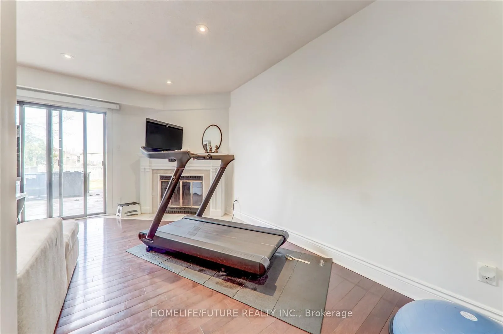 Photo 14 of 290 Braymore Boulevard, Scarborough, Rouge — HOMEH