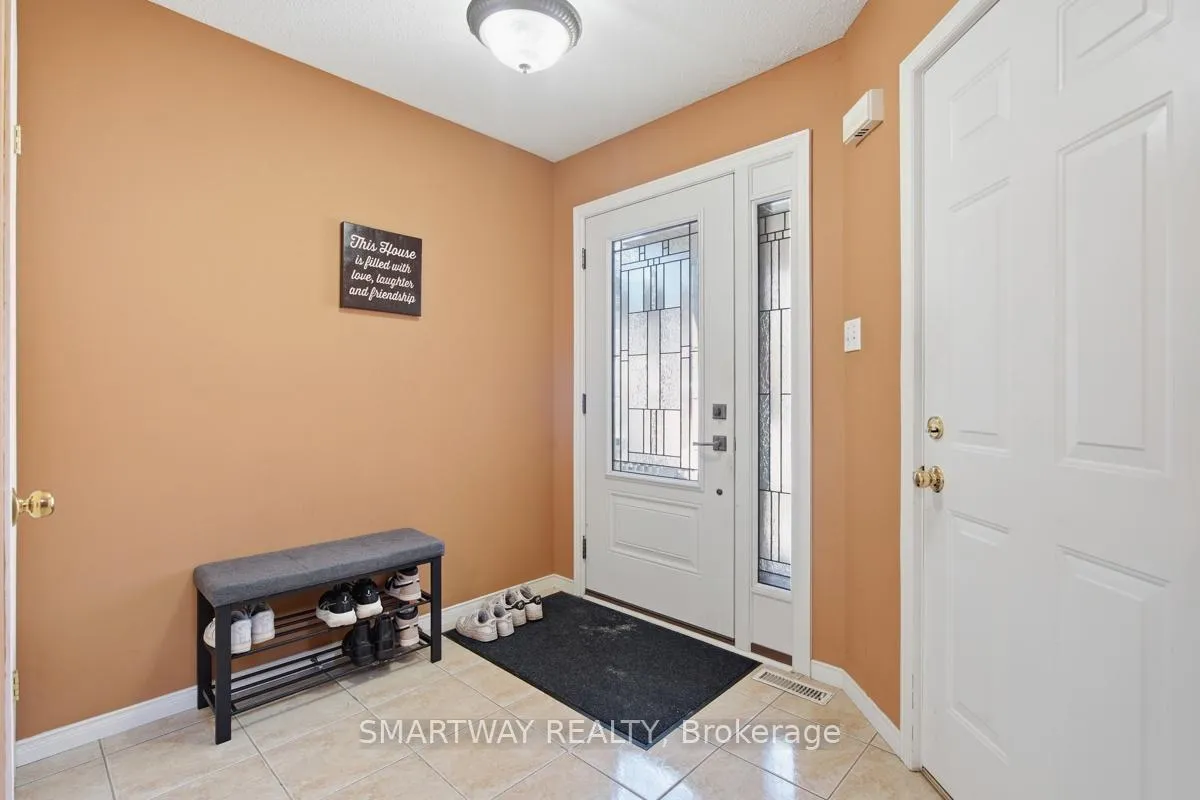 Photo 6 of 646 Ridgeview Drive, London, East A — HOMEH