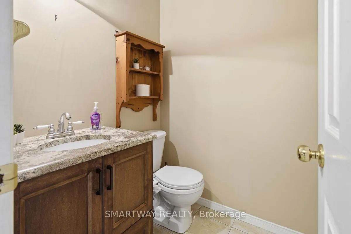 Photo 8 of 646 Ridgeview Drive, London, East A — HOMEH