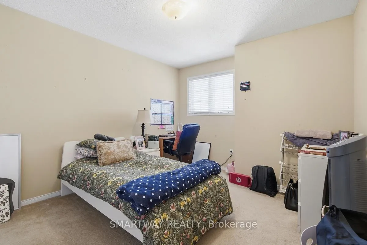 Photo 23 of 646 Ridgeview Drive, London, East A — HOMEH