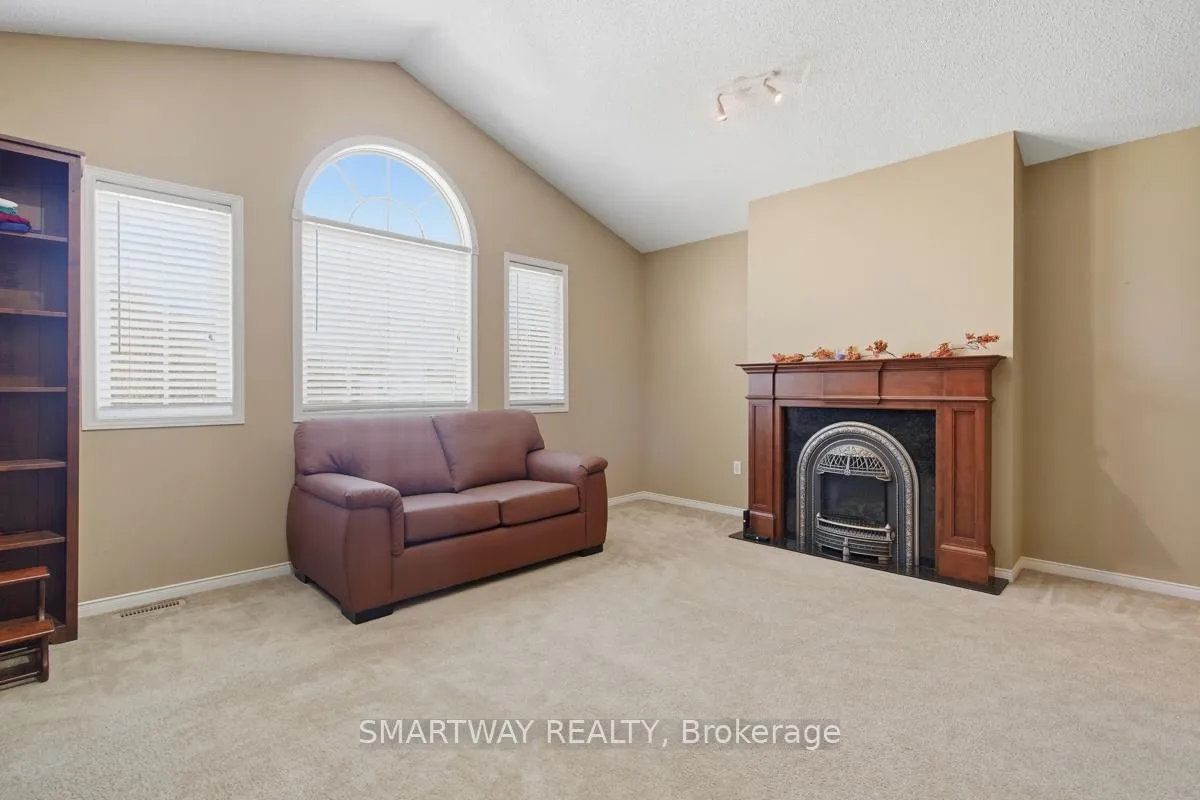 Photo 35 of 646 Ridgeview Drive, London, East A — HOMEH