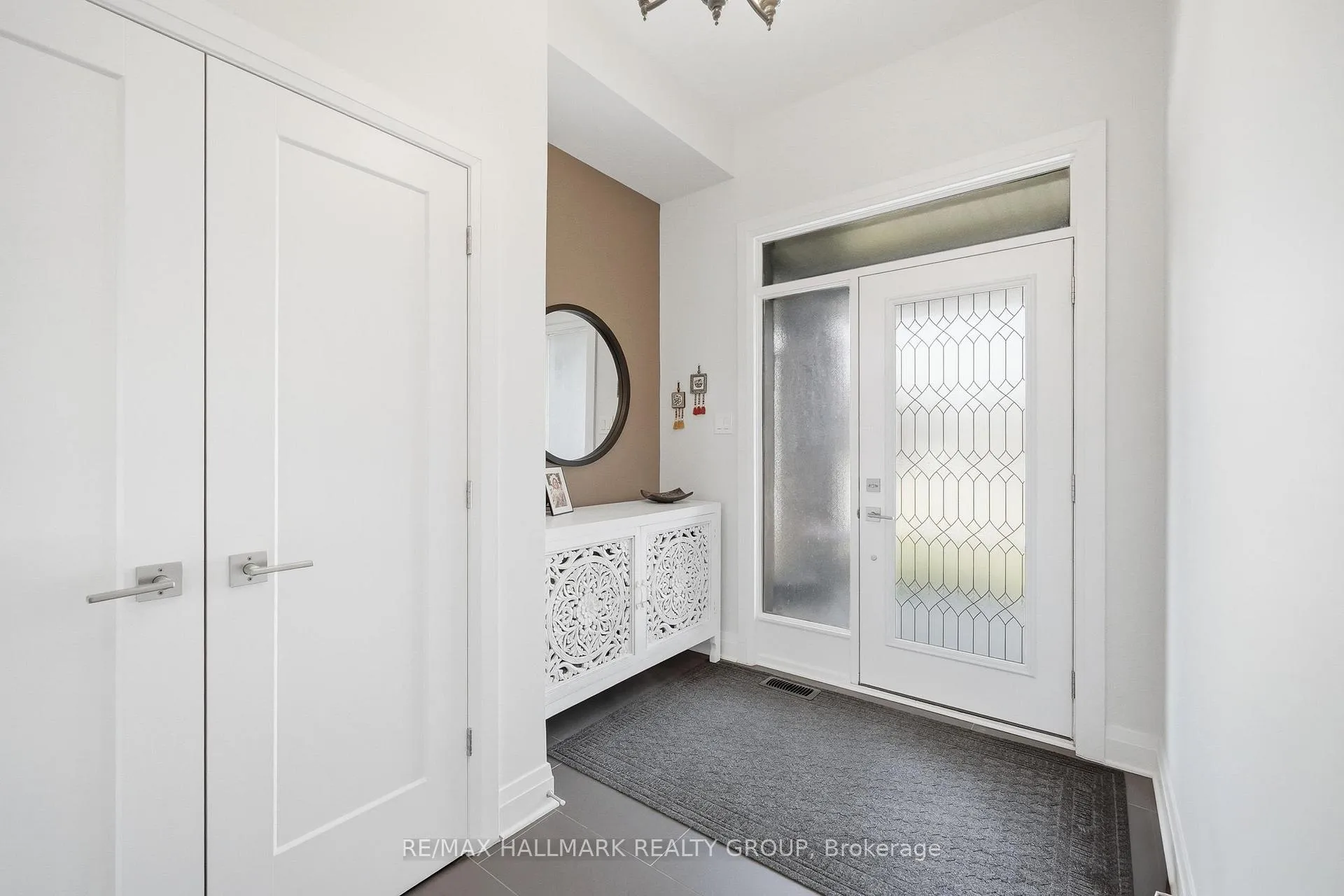 Photo 2 of 540 Bobolink Ridge, Ottawa, Stittsville (South) — HOMEH