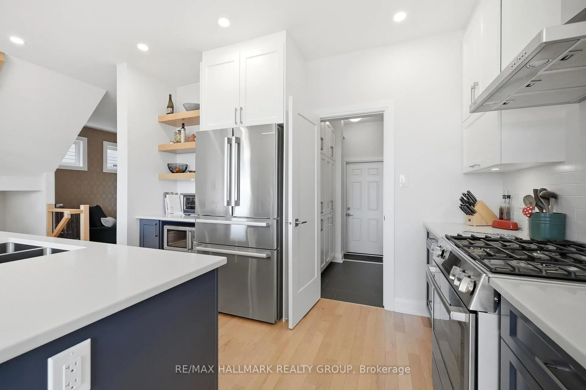 Photo 8 of 540 Bobolink Ridge, Ottawa, Stittsville (South) — HOMEH