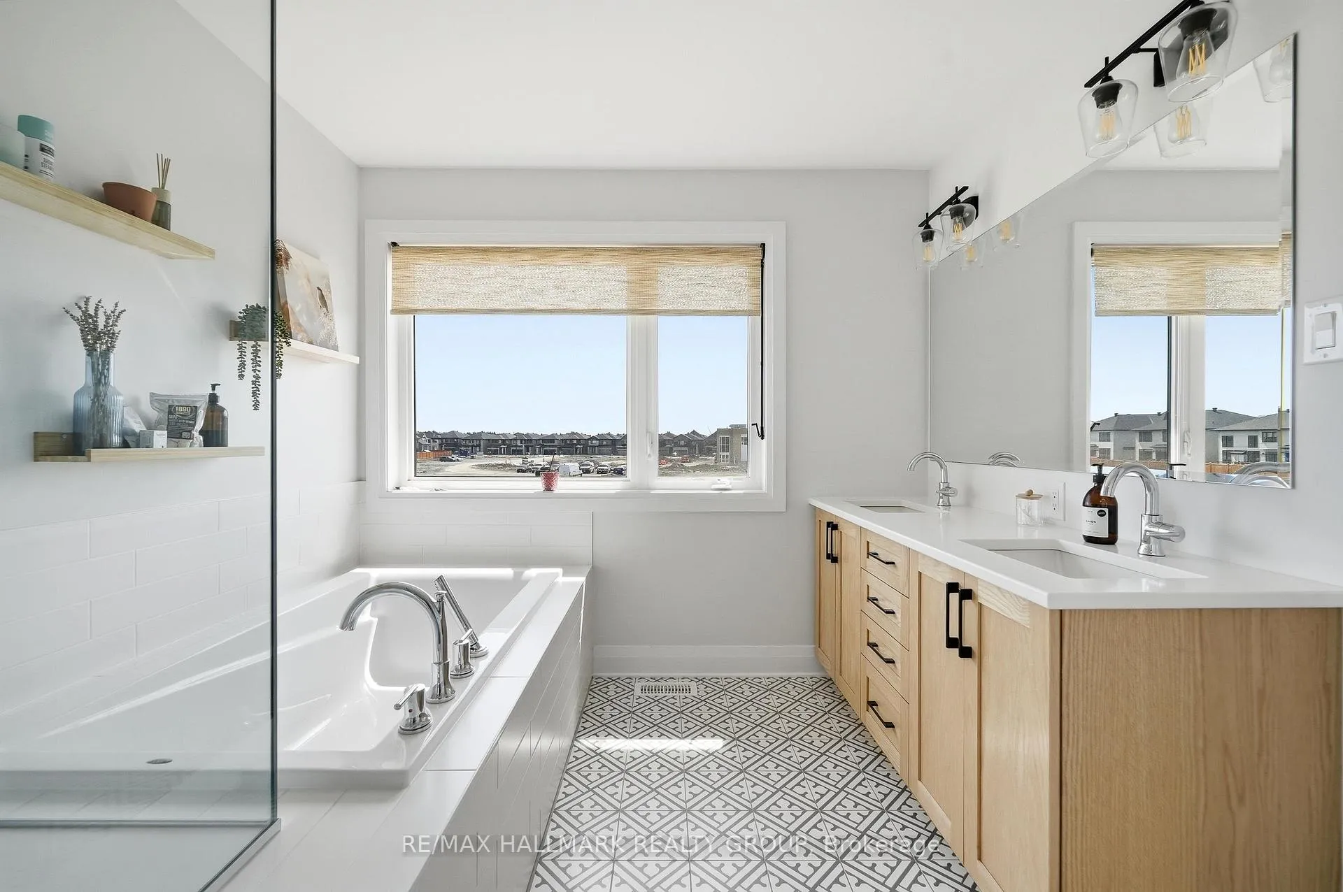 Photo 19 of 540 Bobolink Ridge, Ottawa, Stittsville (South) — HOMEH
