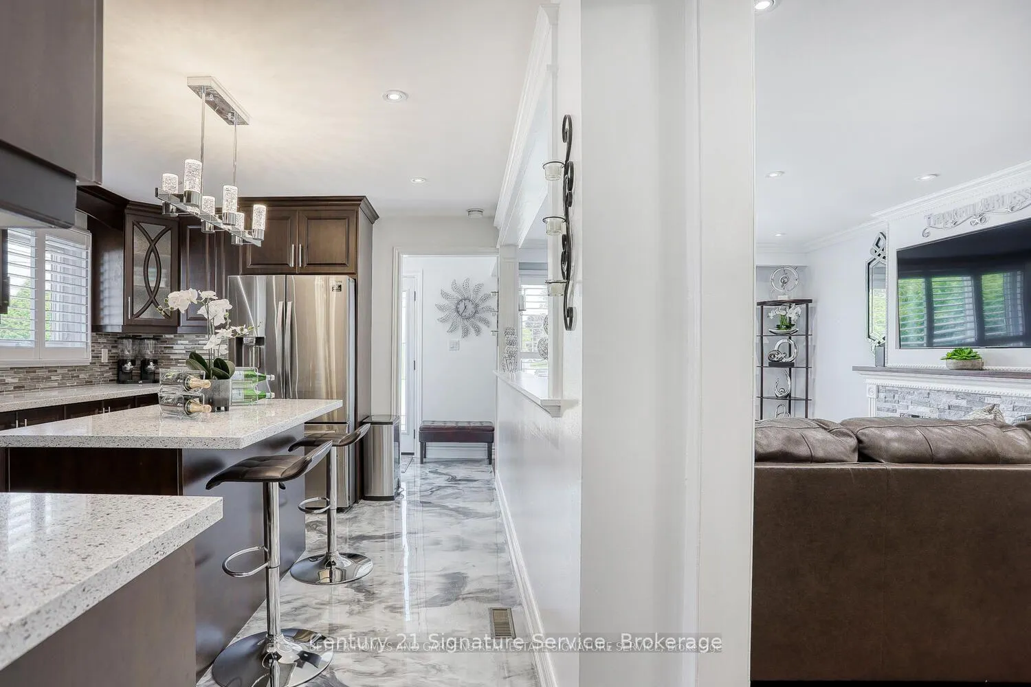 Photo 9 of 756 Breezy Drive, Pickering, West Shore — HOMEH