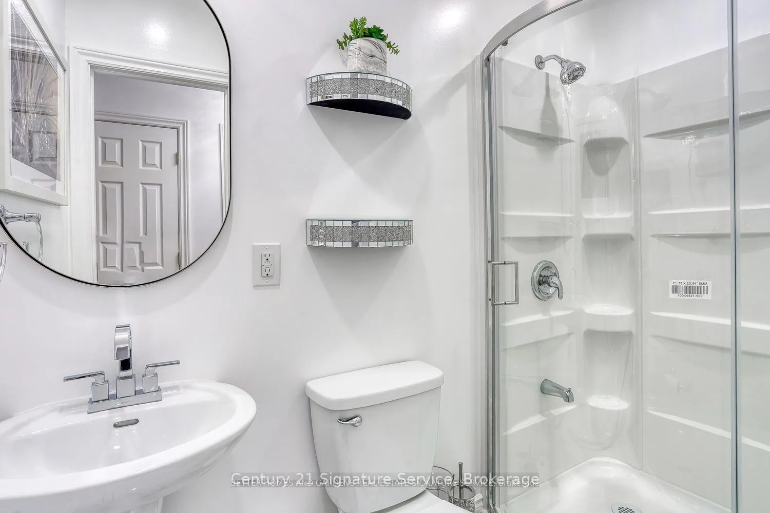 Photo 15 of 756 Breezy Drive, Pickering, West Shore — HOMEH