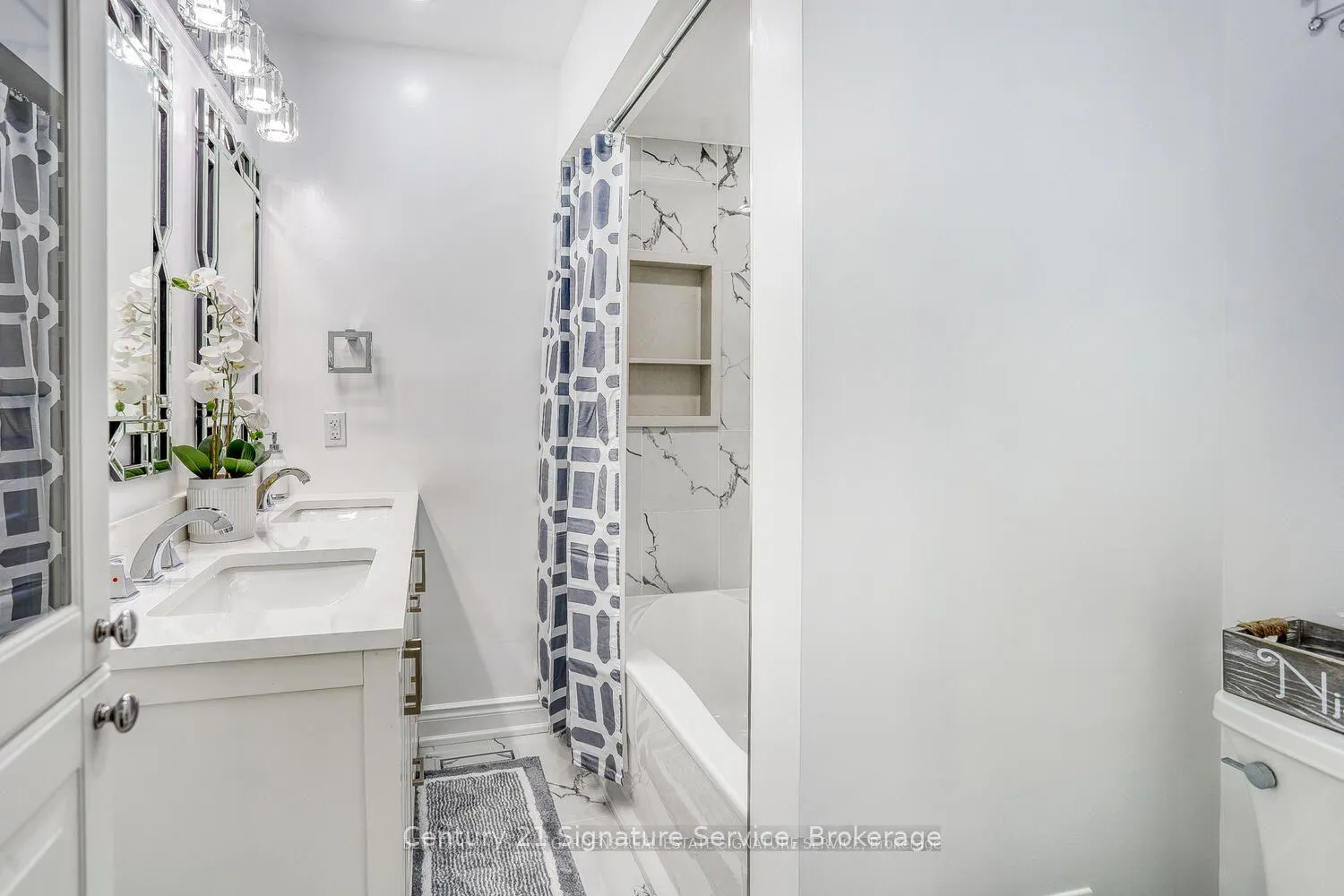 Photo 20 of 756 Breezy Drive, Pickering, West Shore — HOMEH