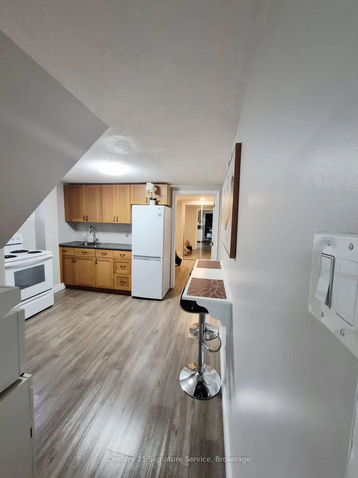 Photo 22 of 756 Breezy Drive, Pickering, West Shore — HOMEH