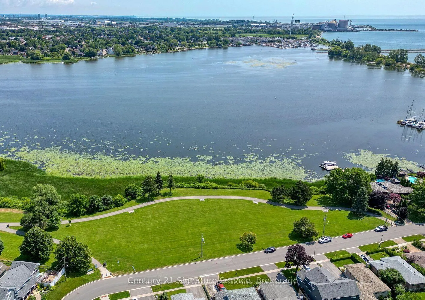 Photo 33 of 756 Breezy Drive, Pickering, West Shore — HOMEH