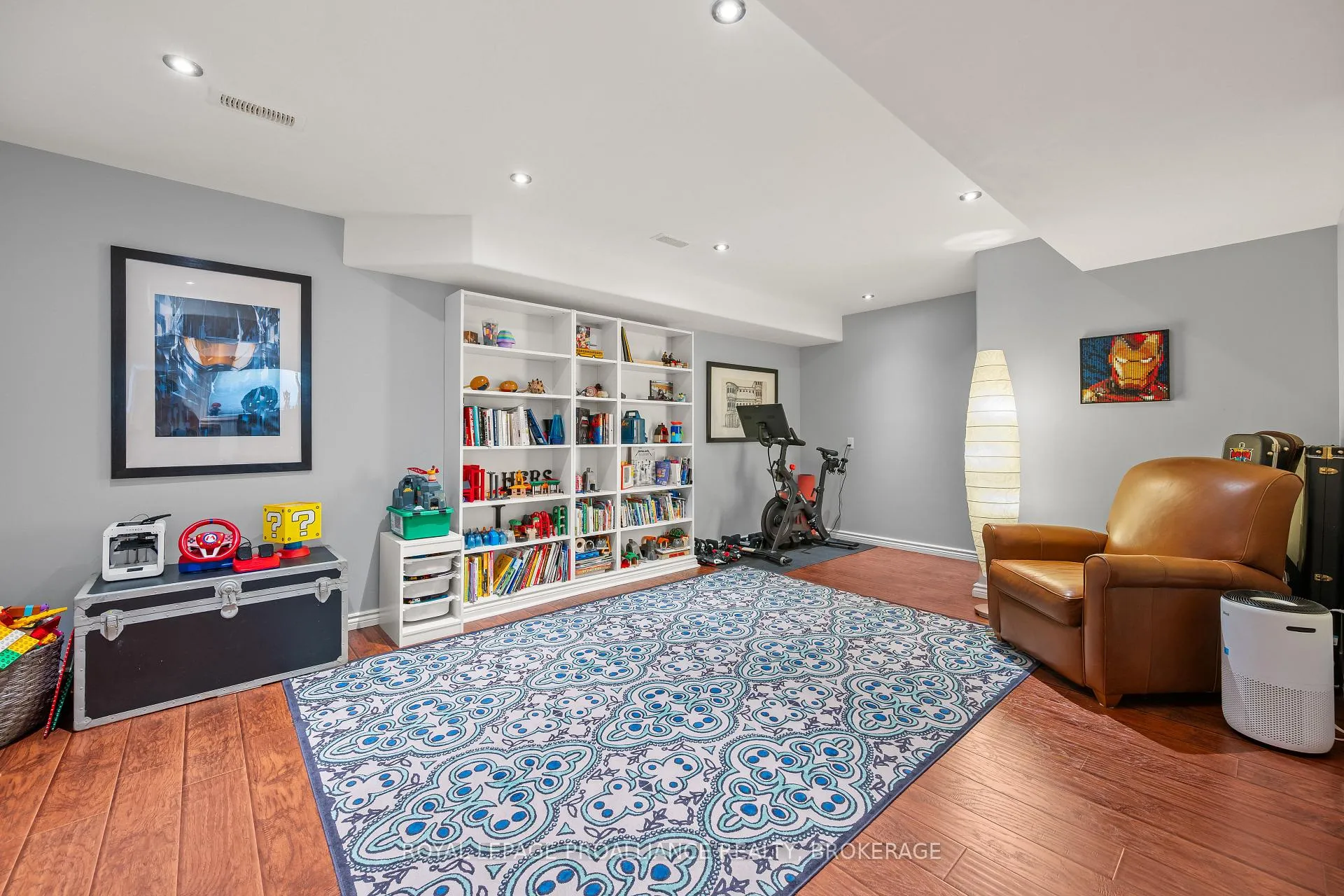 Photo 34 of 1233 Crossfield Avenue, Kingston, City Northwest — HOMEH