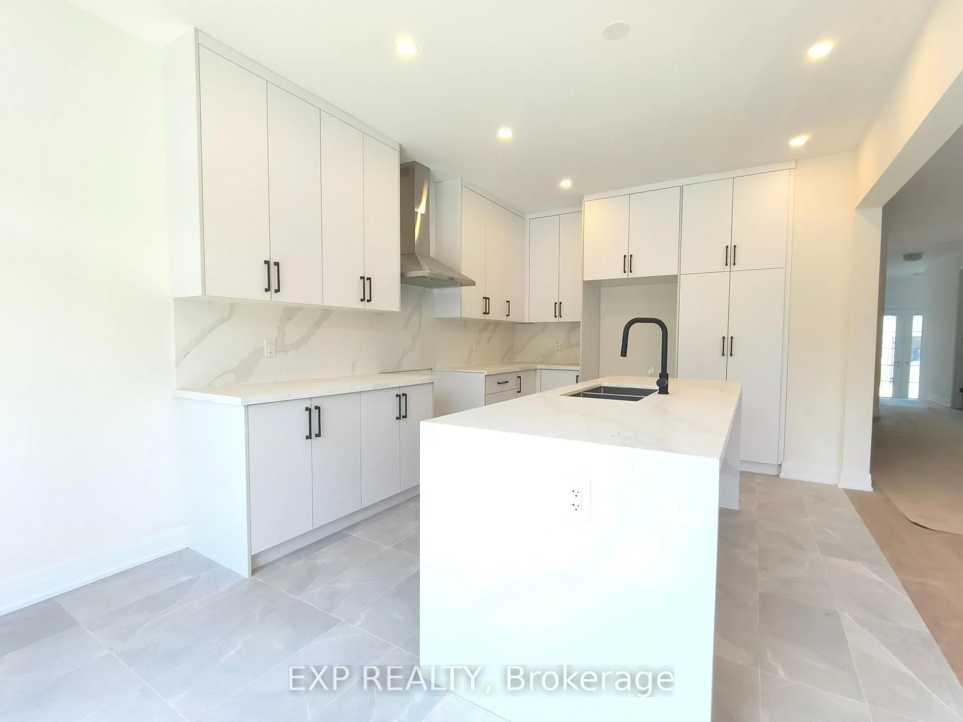Photo 7 of 7 Dagenham Drive, Whitby, Williamsburg — HOMEH