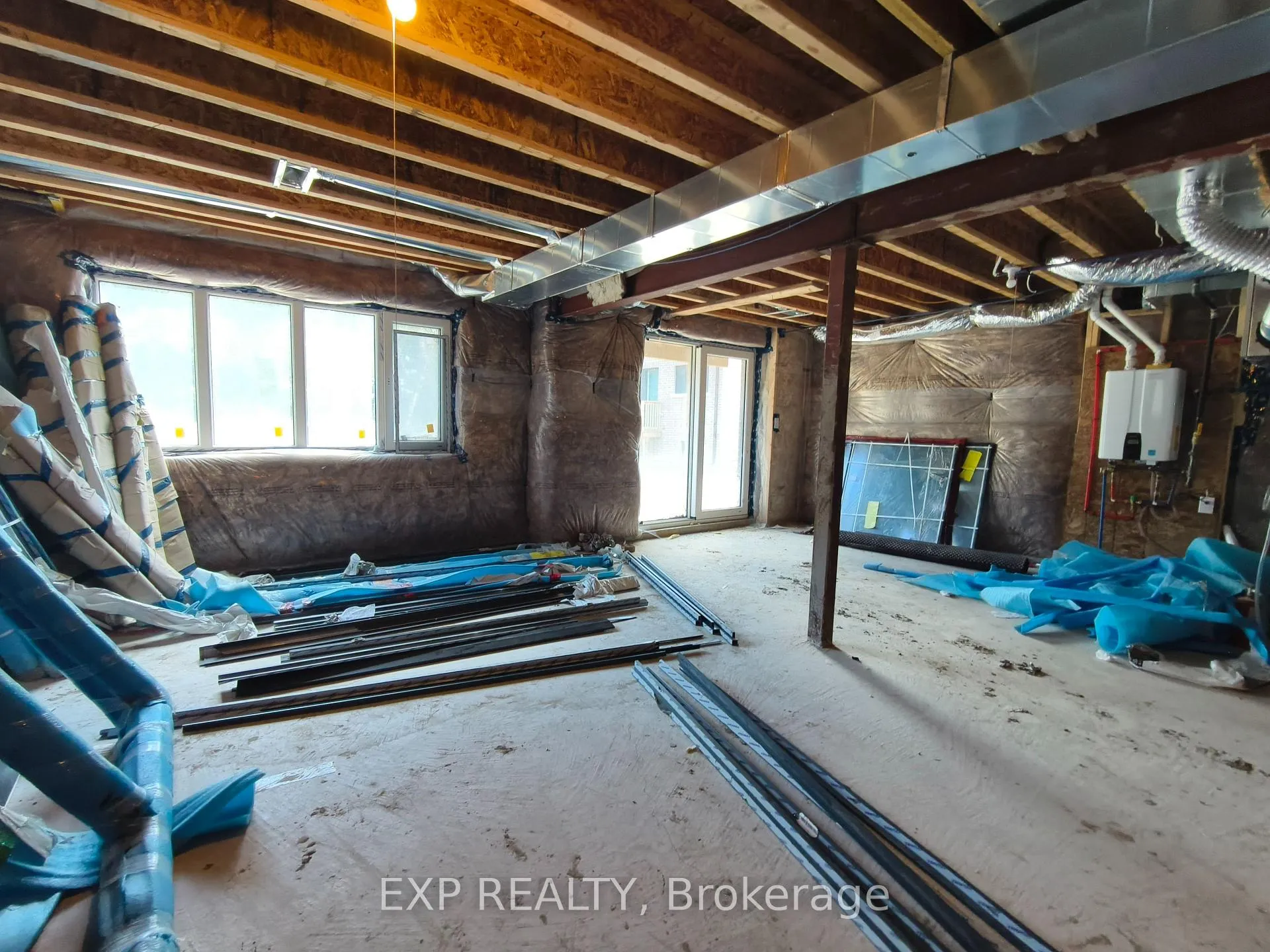 Photo 29 of 7 Dagenham Drive, Whitby, Williamsburg — HOMEH
