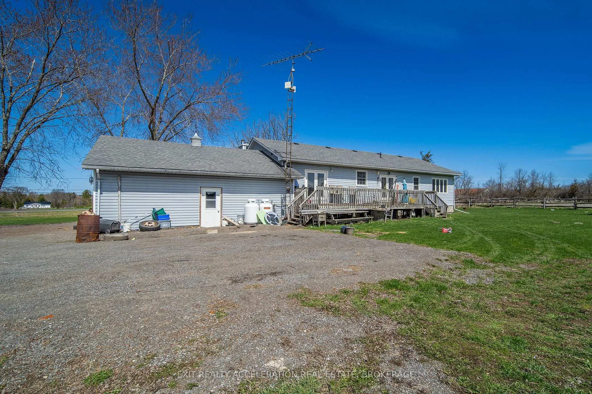 Photo 6 of 804 County Rd 9, Greater Napanee — HOMEH