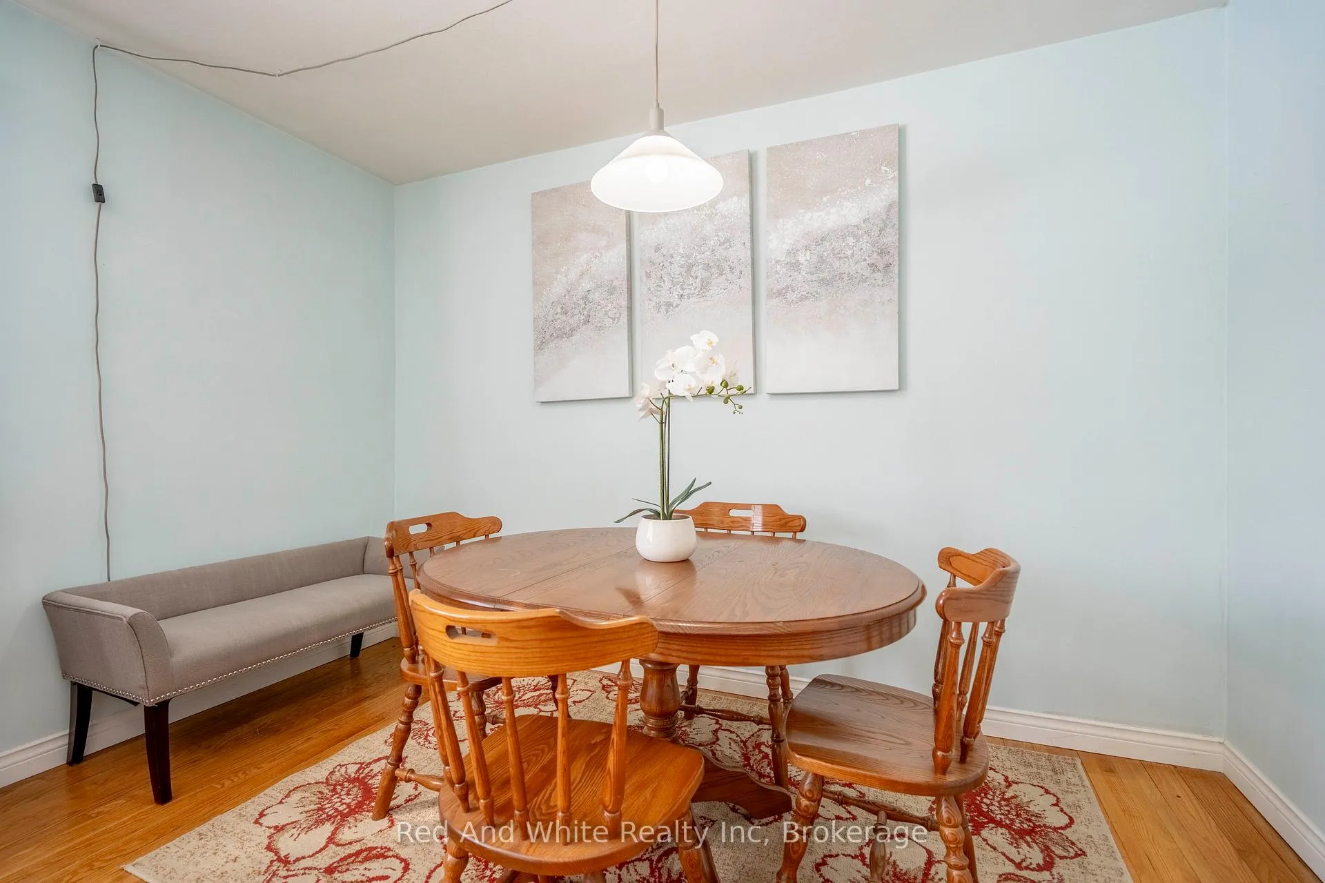 Photo 10 of 1034 Winterhalt Avenue, Cambridge — HOMEH