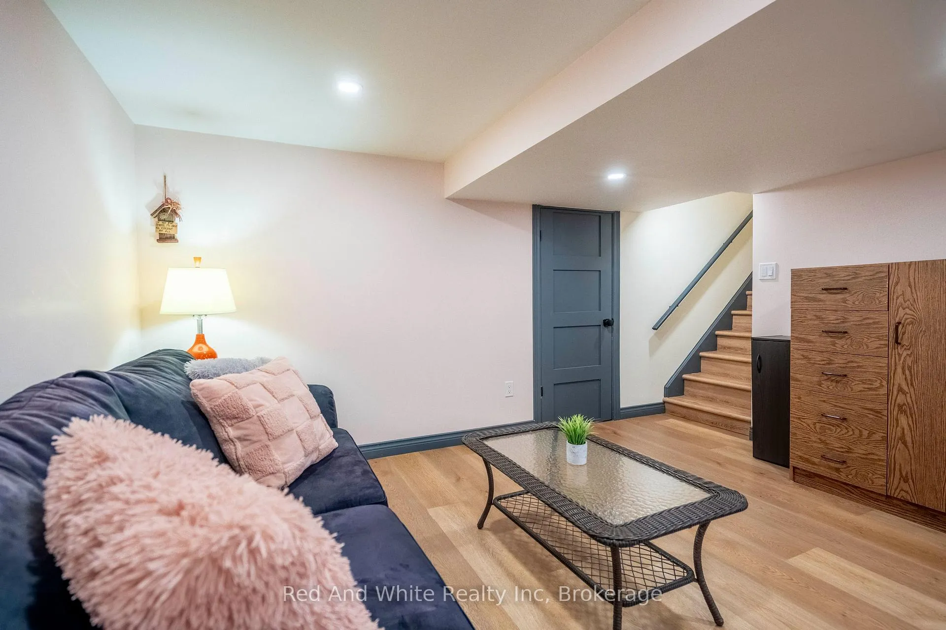 Photo 29 of 1034 Winterhalt Avenue, Cambridge — HOMEH