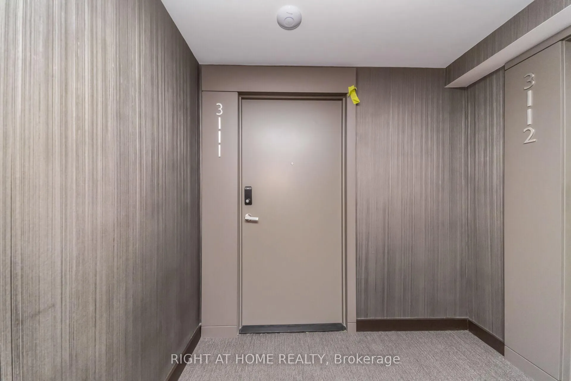Photo 6 of Unit 3111, 448 Burmhamthorpe Road, Mississauga, City Centre — HOMEH