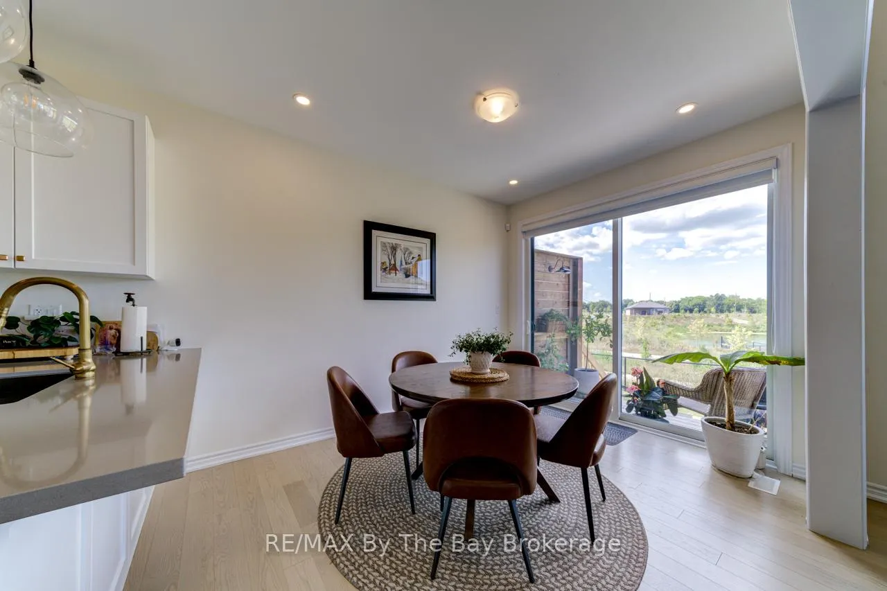 Photo 19 of 33 Nicort Road, Wasaga Beach — HOMEH