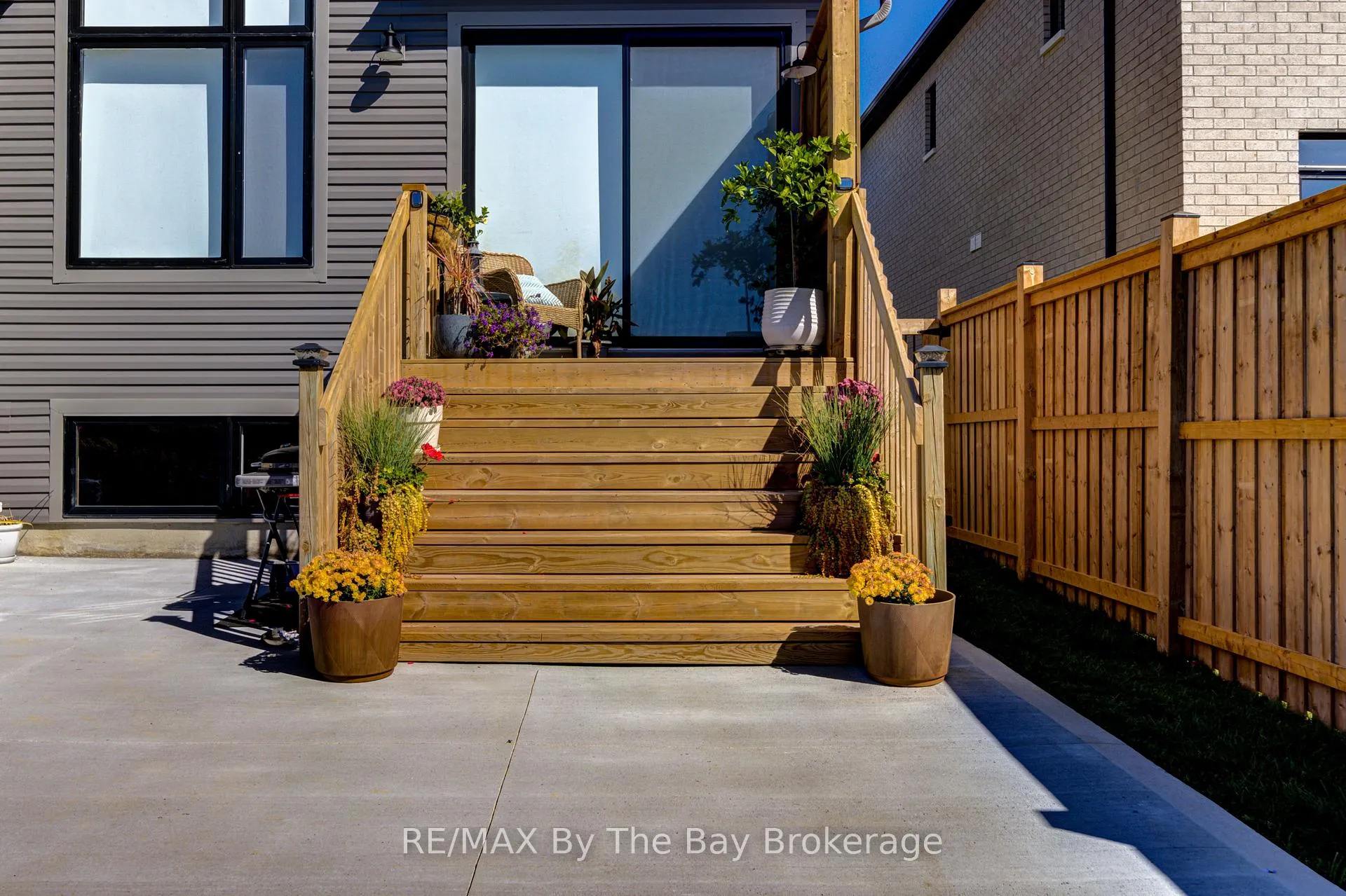 Photo 31 of 33 Nicort Road, Wasaga Beach — HOMEH