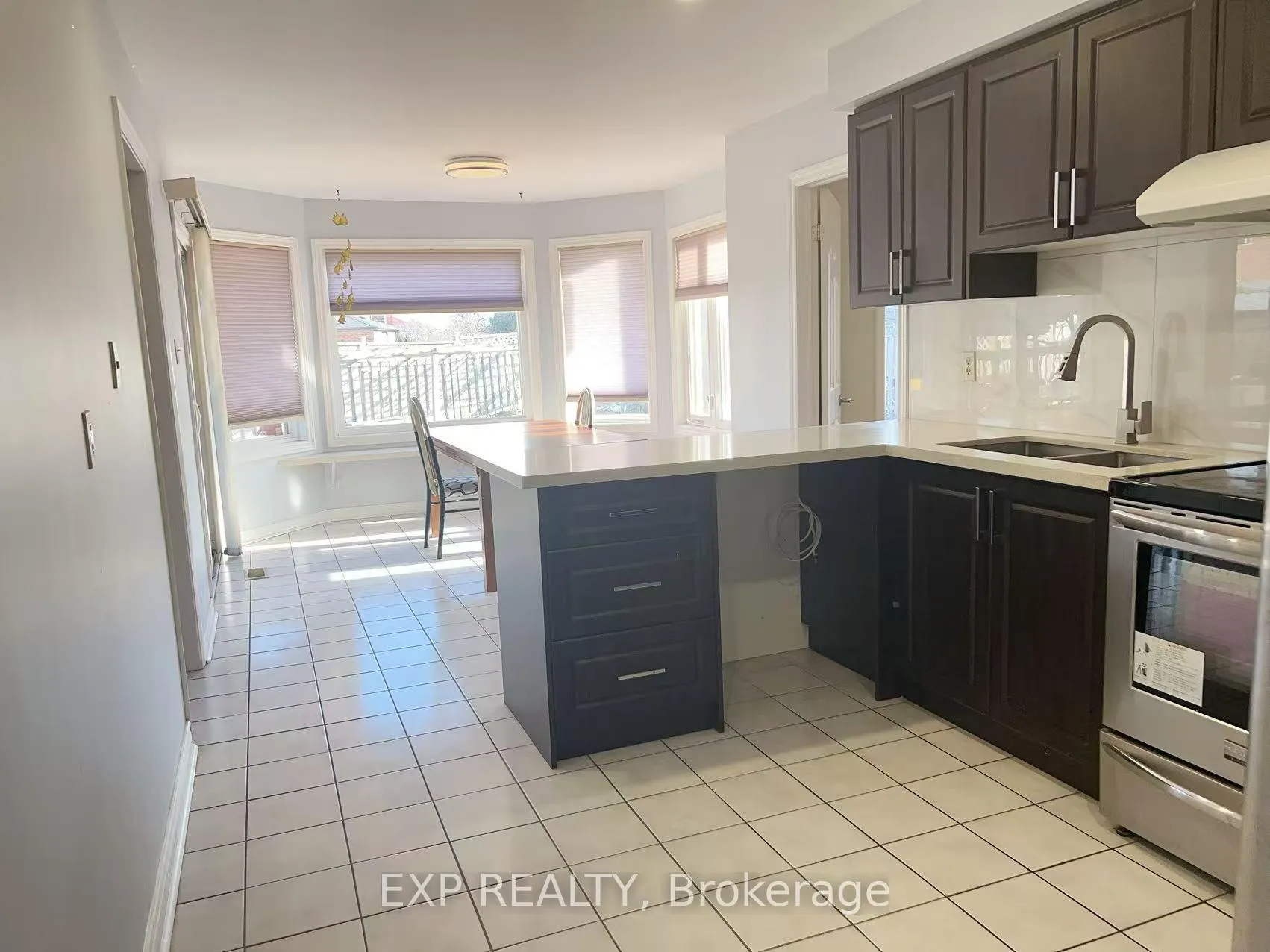 Photo 3 of 179 Elson Street, Markham, Middlefield — HOMEH