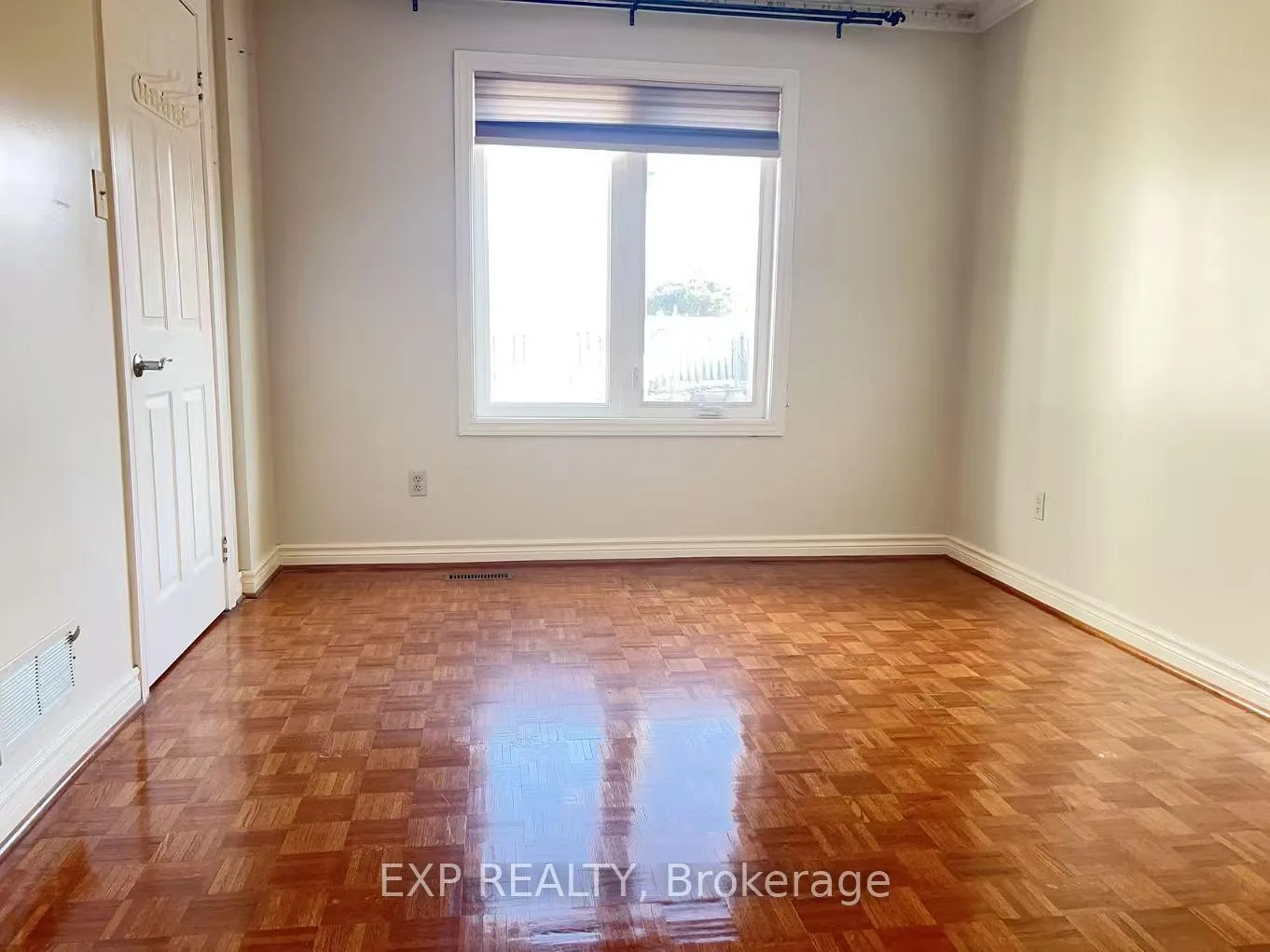 Photo 9 of 179 Elson Street, Markham, Middlefield — HOMEH