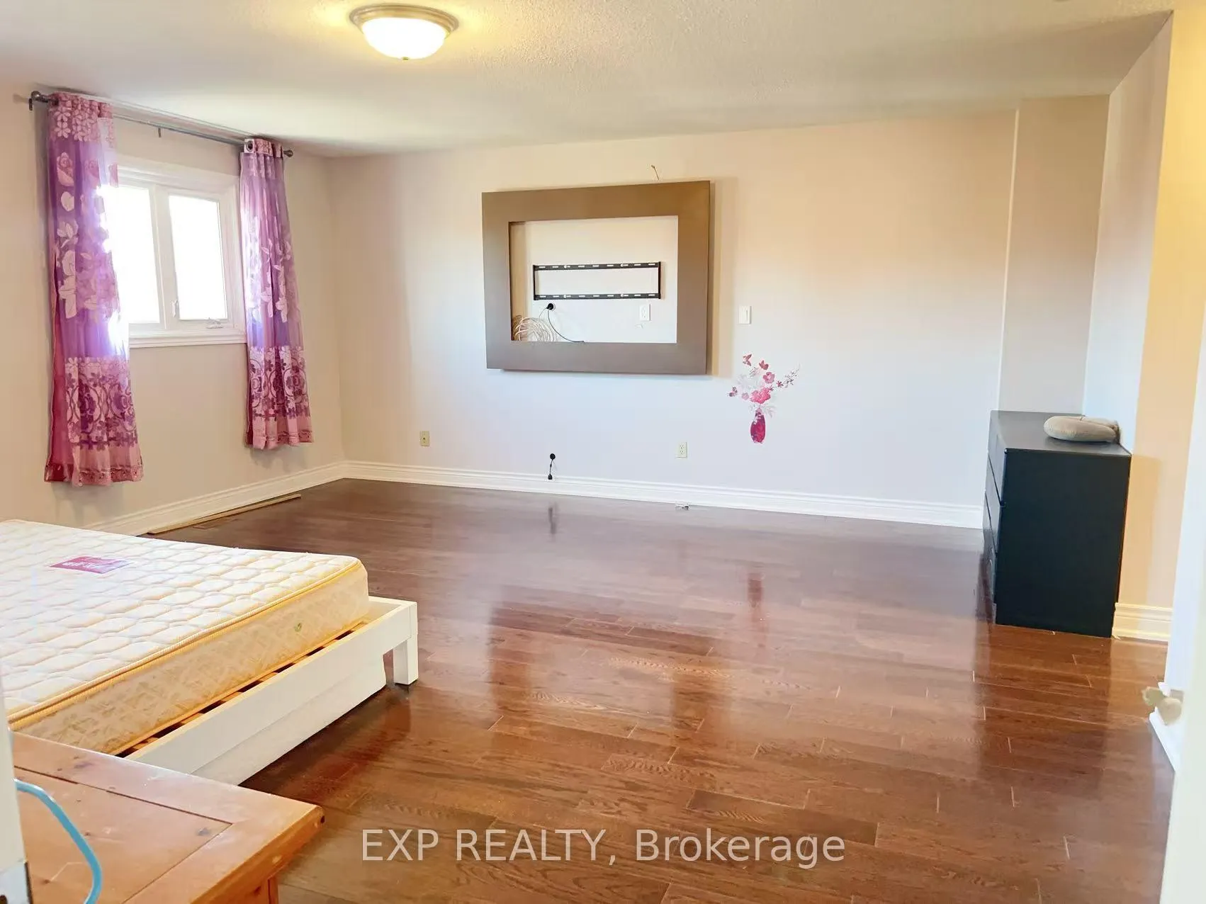 Photo 12 of 179 Elson Street, Markham, Middlefield — HOMEH