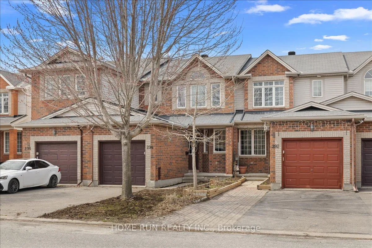 Photo 2 of 294 Applecross Crescent, Ottawa, Kanata - Morgan's Grant/South March — HOMEH