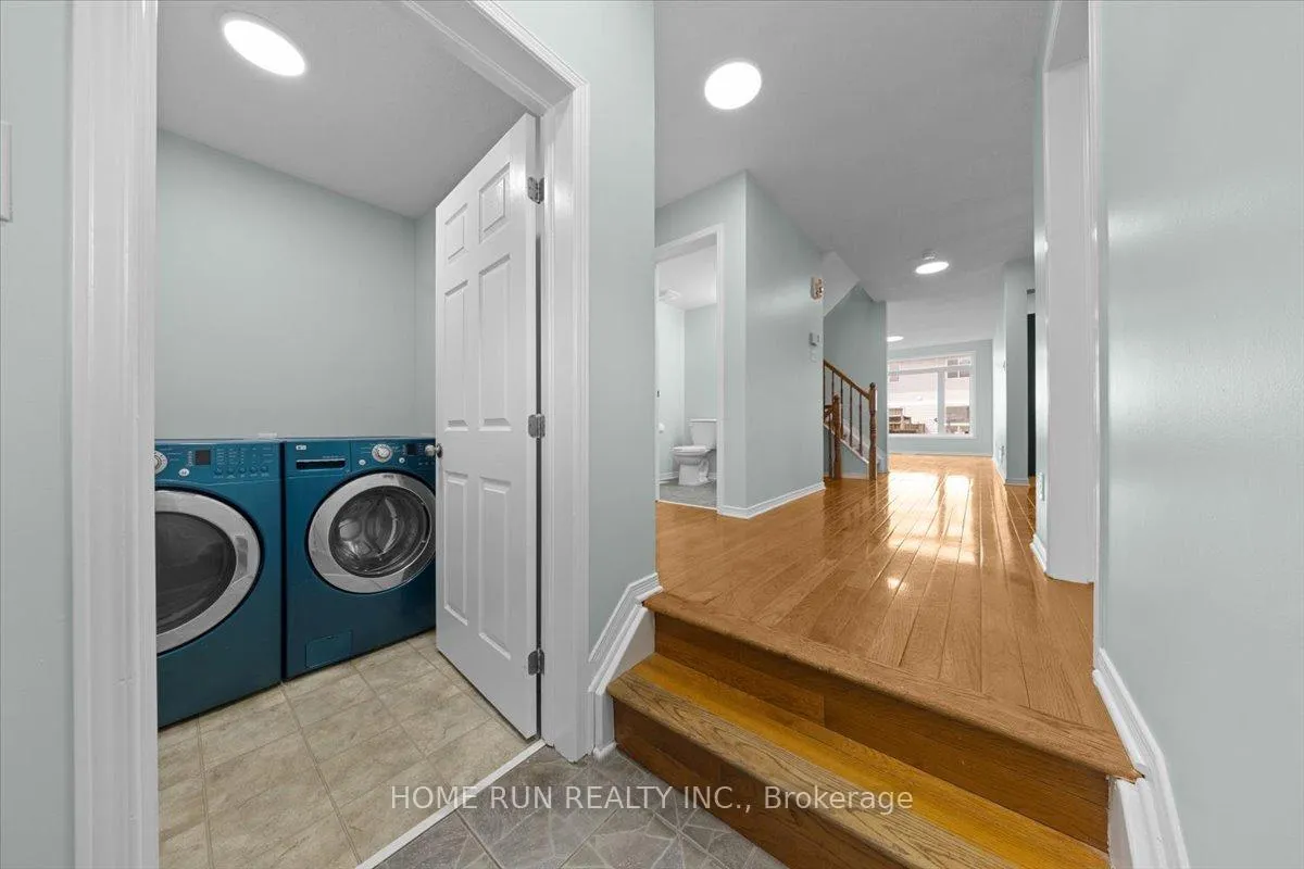 Photo 5 of 294 Applecross Crescent, Ottawa, Kanata - Morgan's Grant/South March — HOMEH
