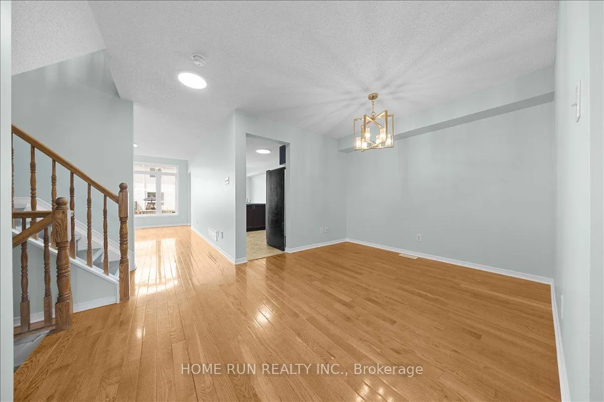 Photo 10 of 294 Applecross Crescent, Ottawa, Kanata - Morgan's Grant/South March — HOMEH