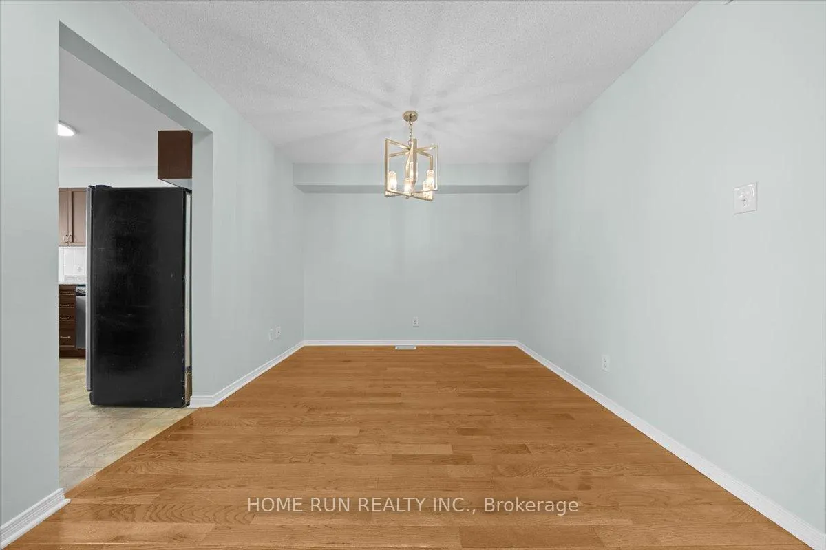 Photo 12 of 294 Applecross Crescent, Ottawa, Kanata - Morgan's Grant/South March — HOMEH