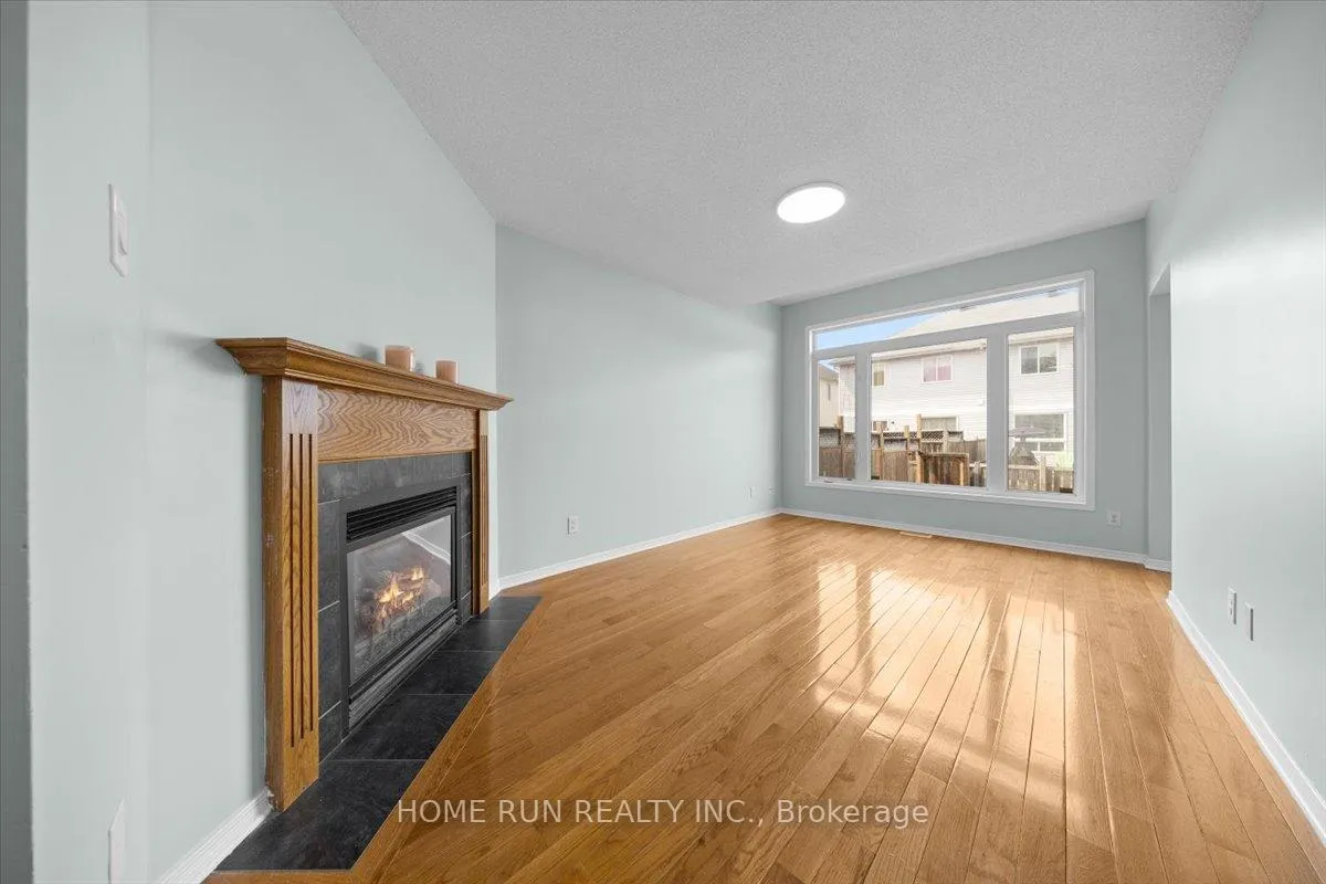 Photo 14 of 294 Applecross Crescent, Ottawa, Kanata - Morgan's Grant/South March — HOMEH