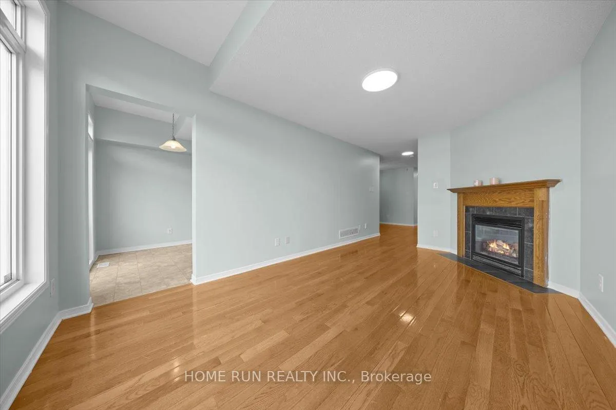 Photo 17 of 294 Applecross Crescent, Ottawa, Kanata - Morgan's Grant/South March — HOMEH